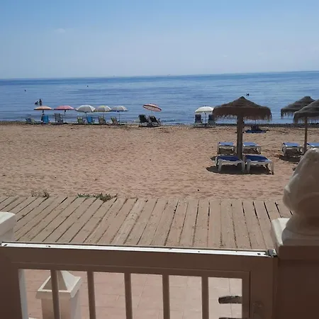 Frente Al Mar